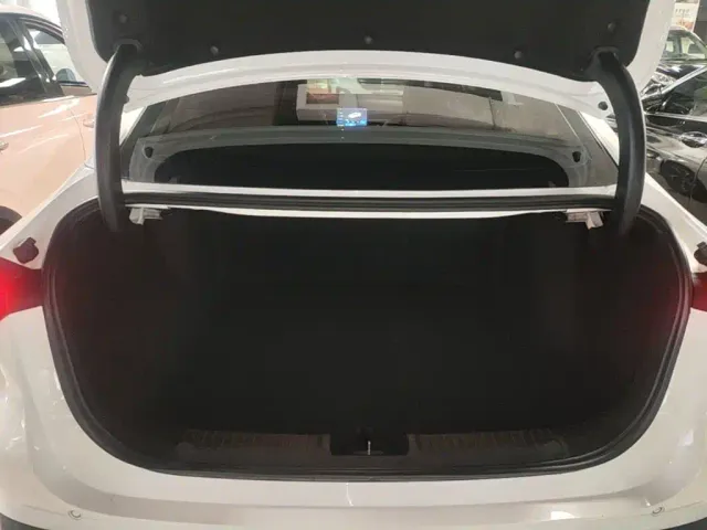 Geely Galaxy L6 — Фото автомобиля 18