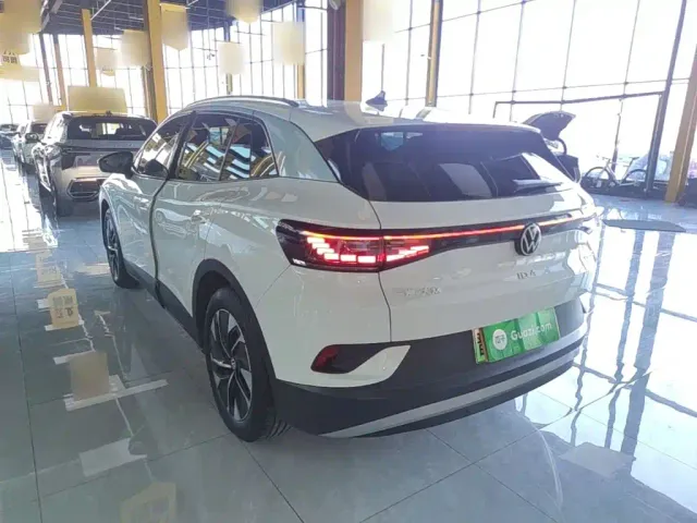 Volkswagen ID.4 Crozz — Фото автомобиля 4