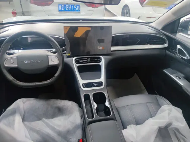 Geely Starry Wish — Фото автомобиля 5