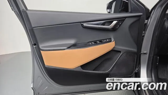 Kia EV6 — Фото автомобиля 24