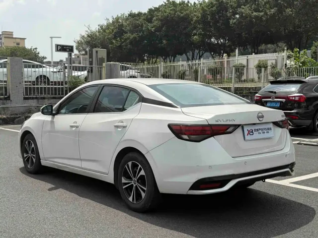 Nissan Sylphy — Фото автомобиля 8