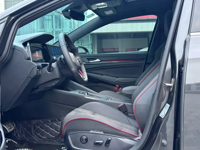 Volkswagen Golf GTI — Фото автомобиля 4