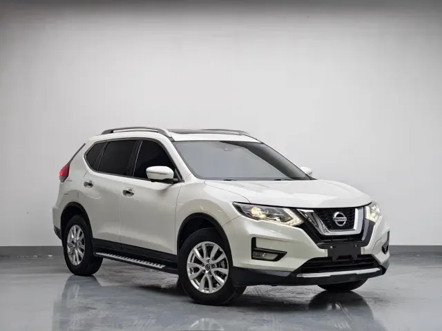 Nissan X-Trail — Фото автомобиля 3
