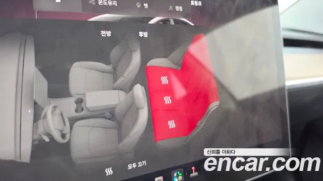Tesla Model 3 — Фото автомобиля 19