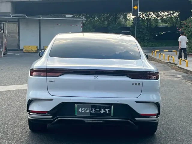 BYD Han — Фото автомобиля 6