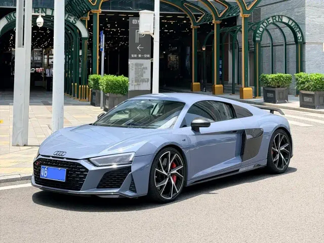 Фотография автомобиля — Audi R8