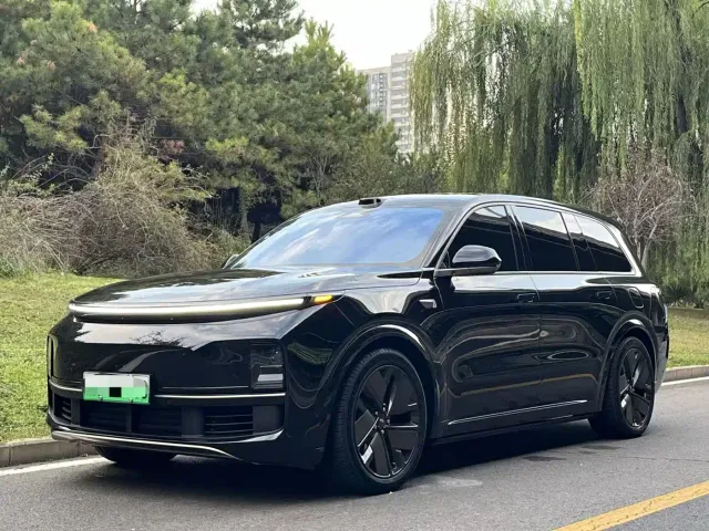 Фотография автомобиля — Li Auto L9
