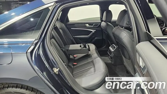 Audi A6 45 TFSI quattro Premium — Фото автомобиля 18