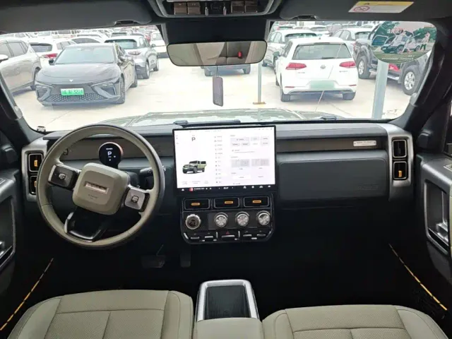 iCAR V23 — Фото автомобиля 9