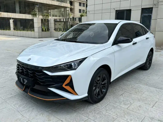 Фотография автомобиля — Dongfeng Yixuan