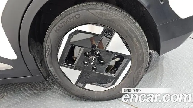 Kia EV3 — Фото автомобиля 21