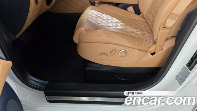 Genesis GV80 2.5T Бензин AWD — Фото автомобиля 30