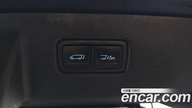 Hyundai Staria Staria 4WD Tourer 9 мест — Фото автомобиля 20