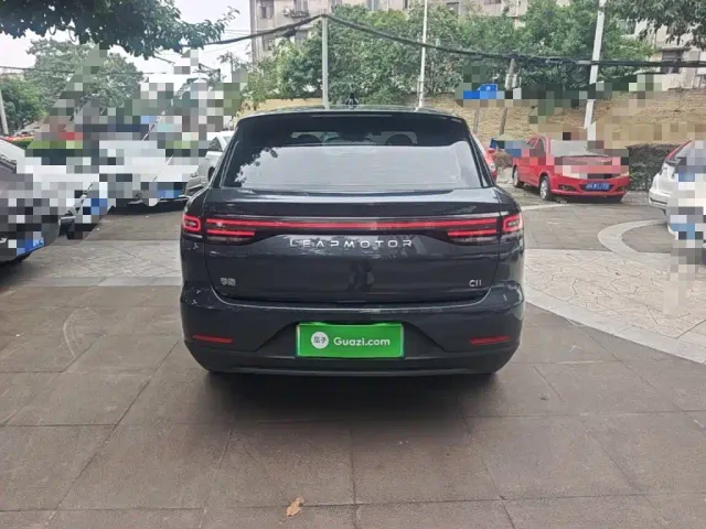 Leapmotor C11 — Фото автомобиля 5