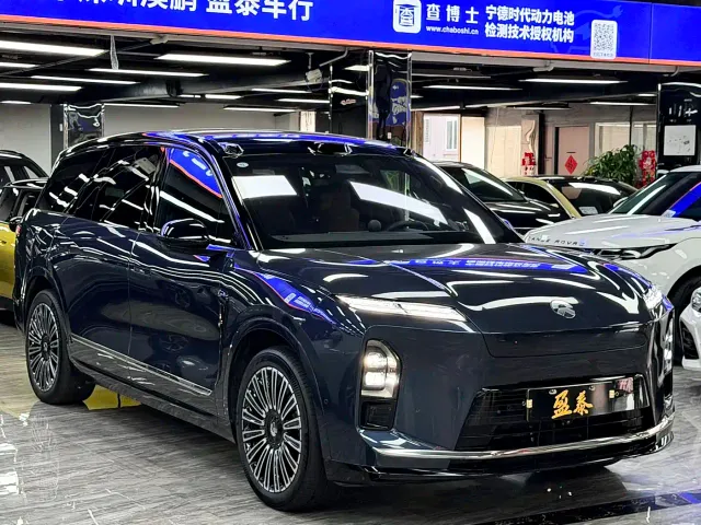 Nio ES8 — Фото автомобиля 3