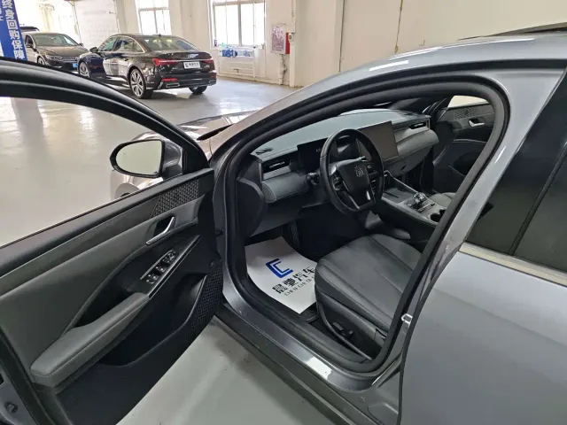 BYD Qin PLUS — Фото автомобиля 11