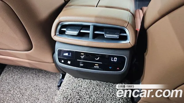 Genesis G80 Бензин 2.5 турбо AWD — Фото автомобиля 21