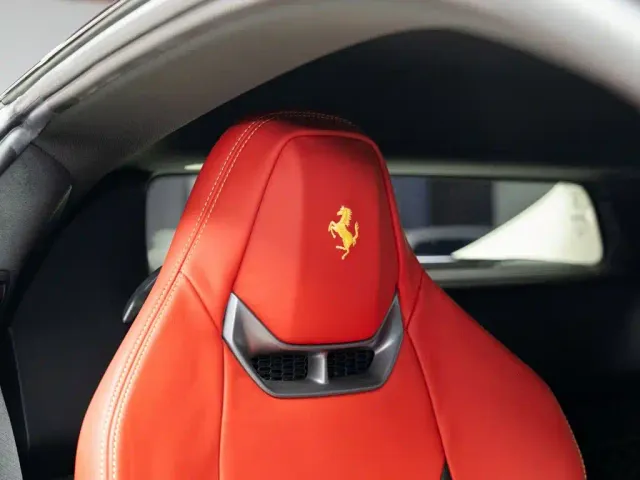 Ferrari 296 — Фото автомобиля 15
