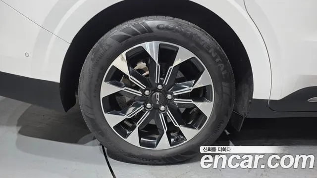 Kia Canival Carnival 4 поколение Дизель 9 мест Signature — Фото автомобиля 4