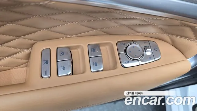 Genesis G70 Новый G70 Бензин 2.5T 2WD — Фото автомобиля 25