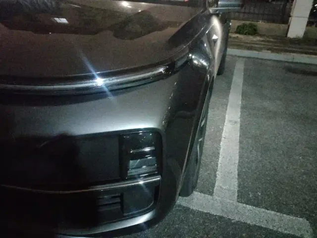 Li Auto Li L8 2023 Pro — Фото автомобиля 5