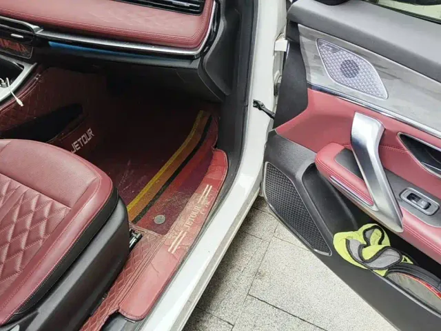 Jetour X70 Plus — Фото автомобиля 13