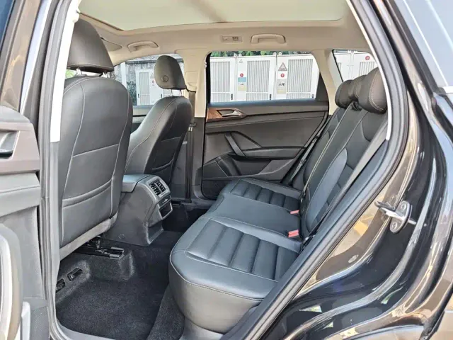 Volkswagen Tharu — Фото автомобиля 16