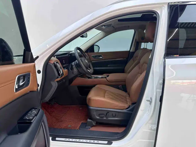 Nissan Terra — Фото автомобиля 9