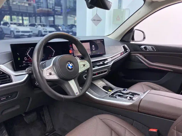 BMW X5 — Фото автомобиля 10