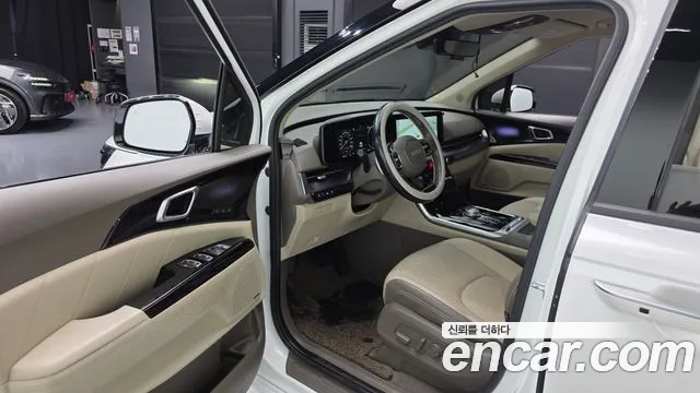 Kia Canival Carnival 4 поколение Дизель 7 мест Hi-Limousine — Фото автомобиля 10