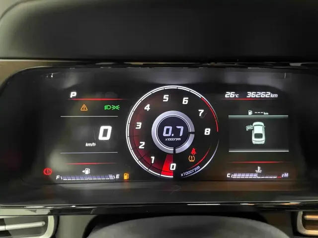 Hyundai Elantra — Фото автомобиля 15