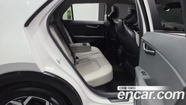 Kia Niro The All New Niro Signature — Фото автомобиля 11
