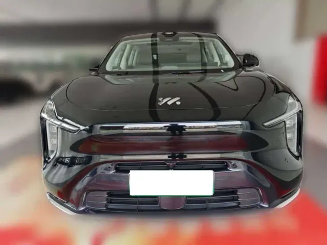 IM Motors LS6 — Фото автомобиля 3