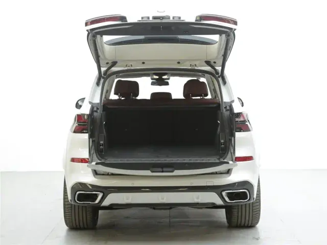 BMW X5 — Фото автомобиля 6