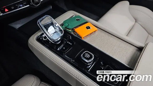 Volvo S90 — Фото автомобиля 12