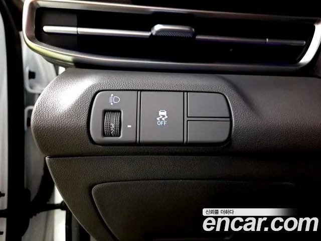 Hyundai AVANTE — Фото автомобиля 8