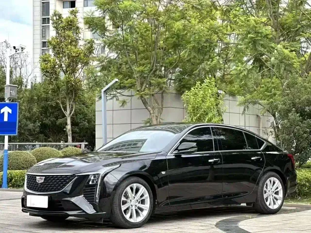 Фотография автомобиля — Cadillac CT5