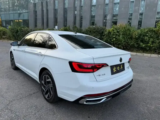 Volkswagen Sagitar — Фото автомобиля 5