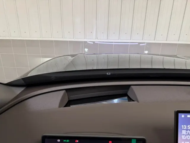 Leapmotor D Series — Фото автомобиля 28