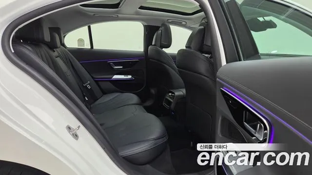 Mercedes-Benz E-Class W214 — Фото автомобиля 10