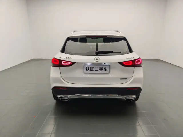 Mercedes-Benz GLA-Class — Фото автомобиля 6