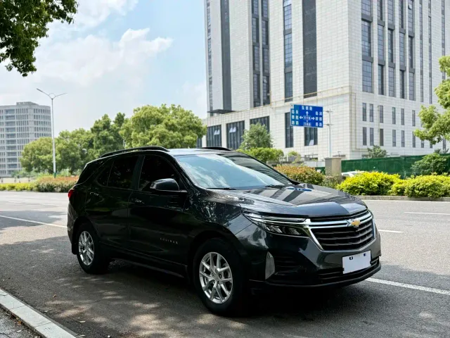 Chevrolet Equinox — Фото автомобиля 3