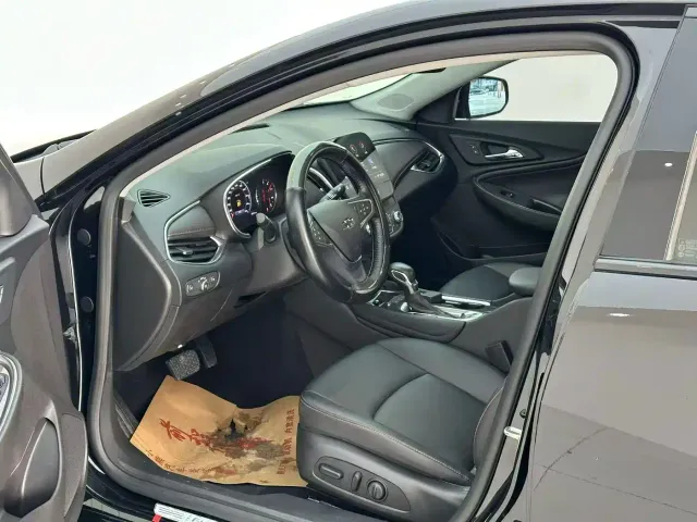 Chevrolet Malibu XL — Фото автомобиля 4