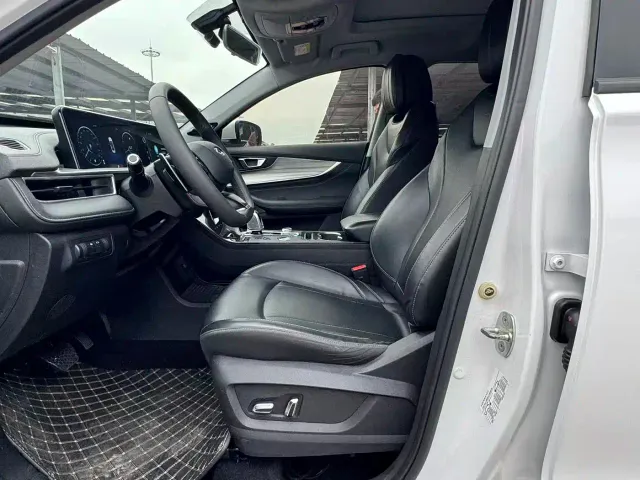 Chery Tiggo 8 PLUS — Фото автомобиля 5