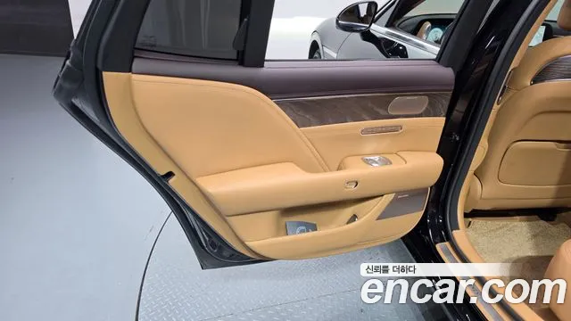 Genesis G90 RS4 — Фото автомобиля 14