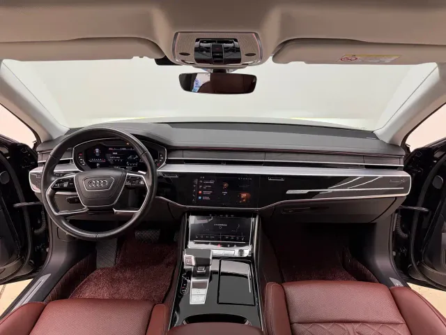 Audi A8 — Фото автомобиля 19
