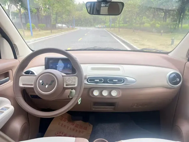 Wuling Hongguang Mini EV — Фото автомобиля 9