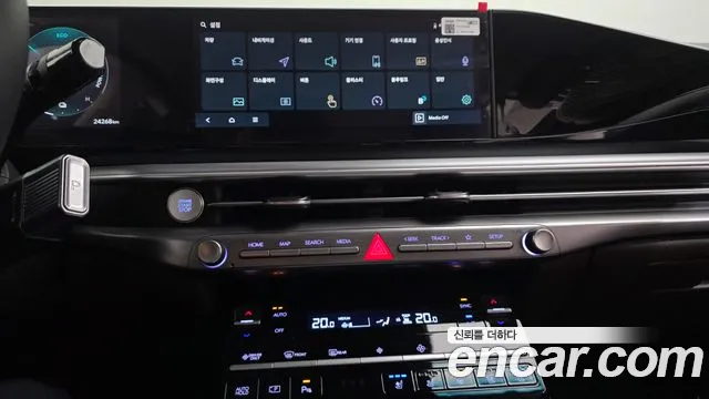 Hyundai Grandeur GN7 — Фото автомобиля 20