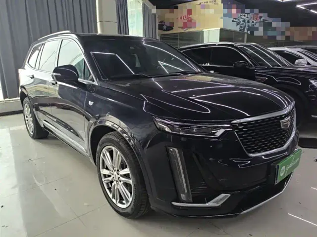 Cadillac XT6 — Фото автомобиля 3
