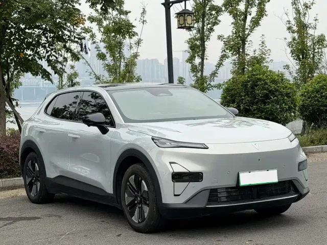 Deepal S05 — Фото автомобиля 3